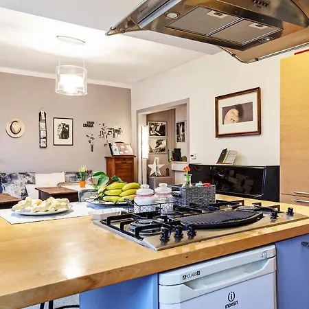 Elegant With Jacuzzi Appartement *